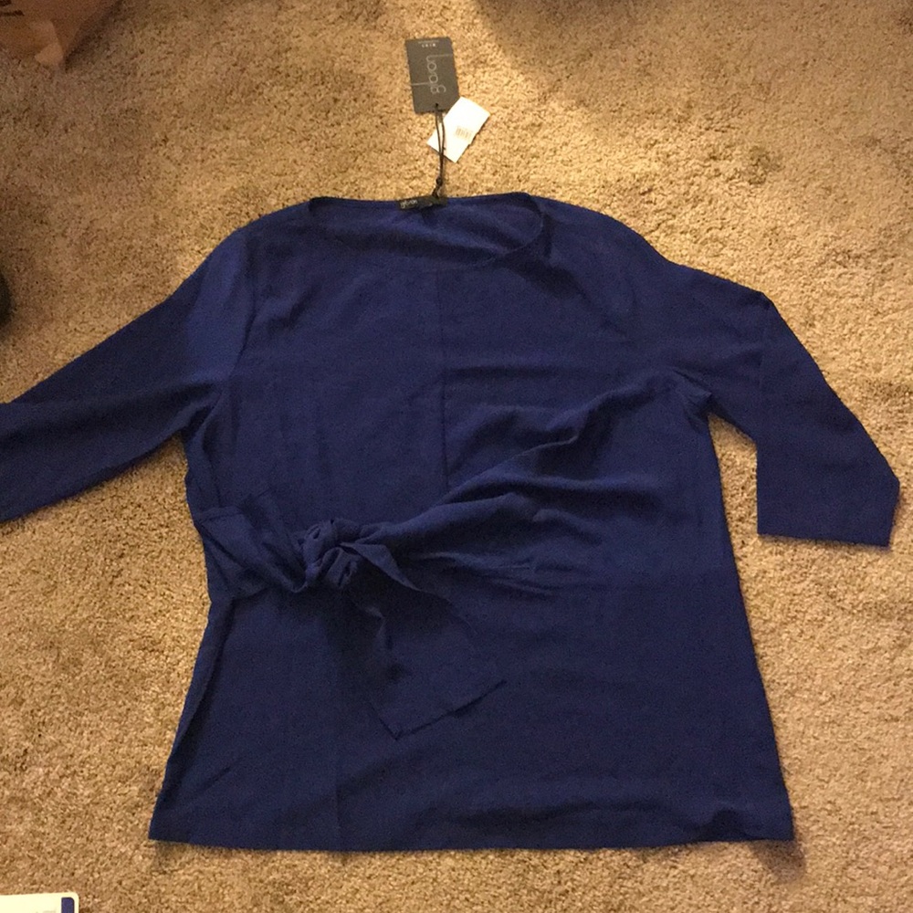 Blue top